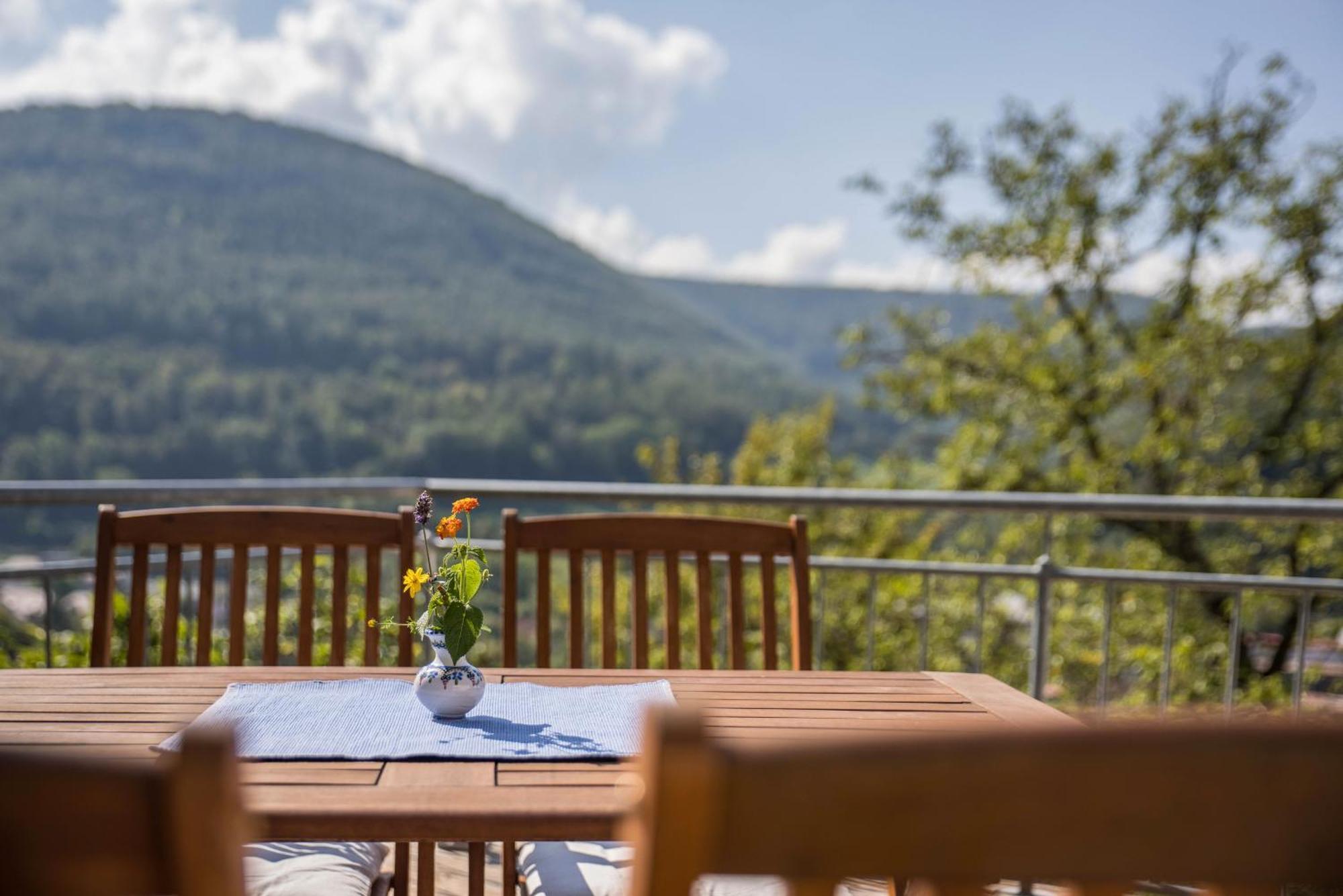 Ferienwohnung Am Samuelstein Bad Urach Buitenkant foto