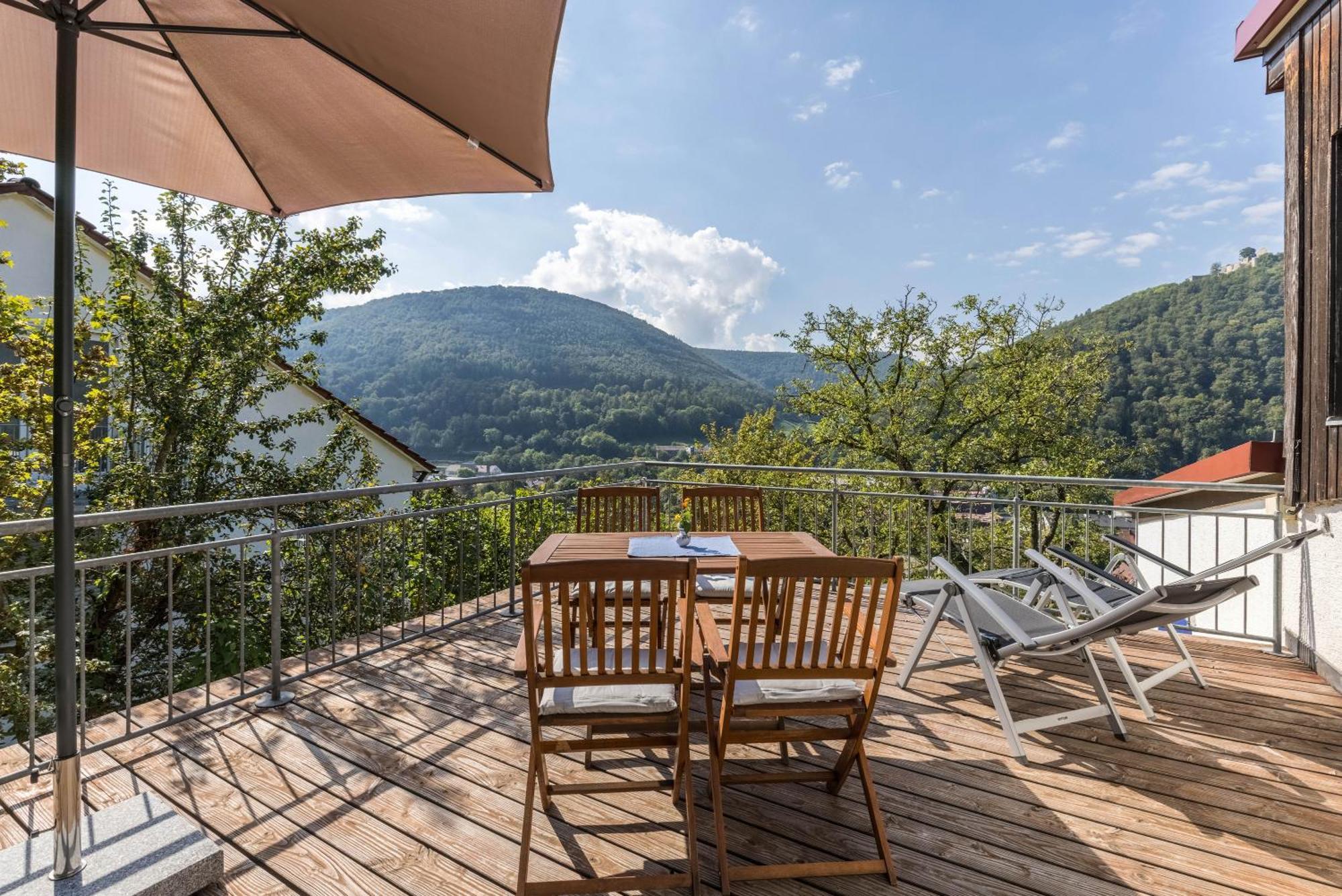 Ferienwohnung Am Samuelstein Bad Urach Buitenkant foto