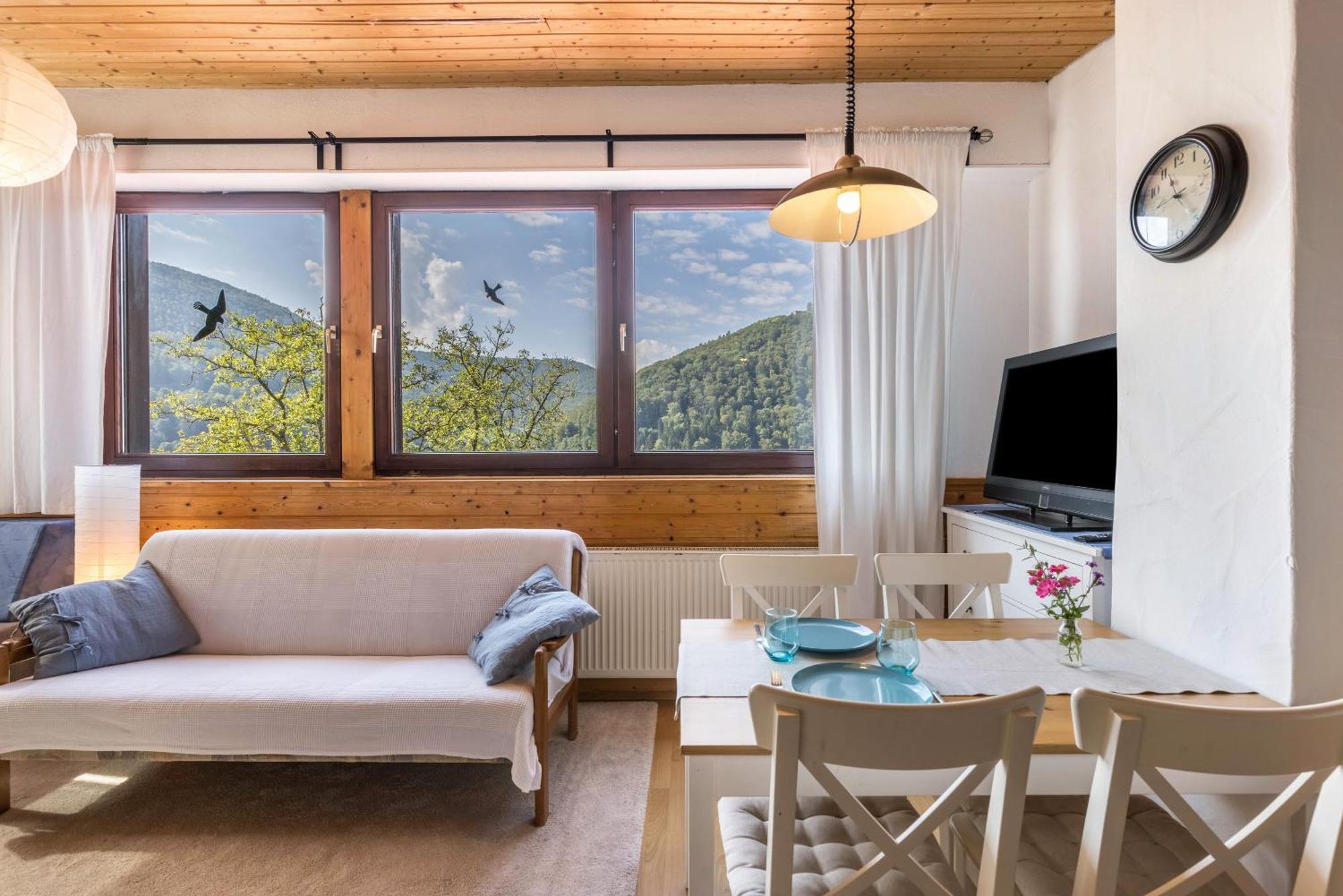 Ferienwohnung Am Samuelstein Bad Urach Buitenkant foto